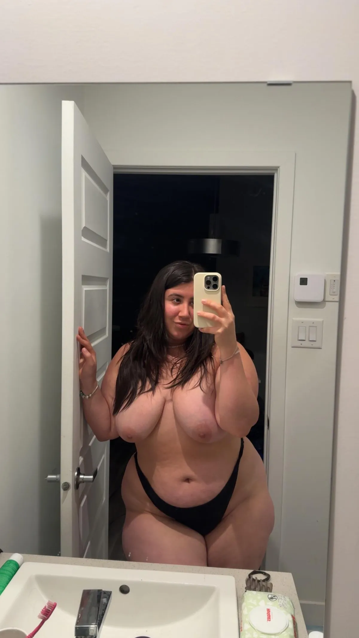 Fuck me in front of this mirror