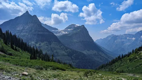 "The best care-killing scenery on the planet" - John Muir on Glacier National Park, Montana [OC] [4032 x 2268]