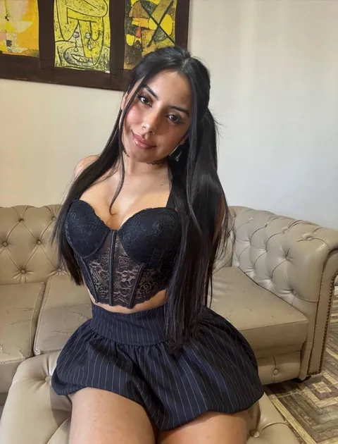 I look better off than on this outfit