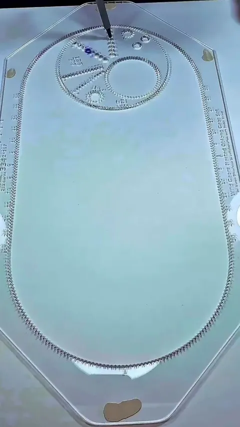 Using spirograph to create a cool design