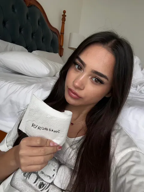 18F. Don’t hold back, destroy my confidence. 