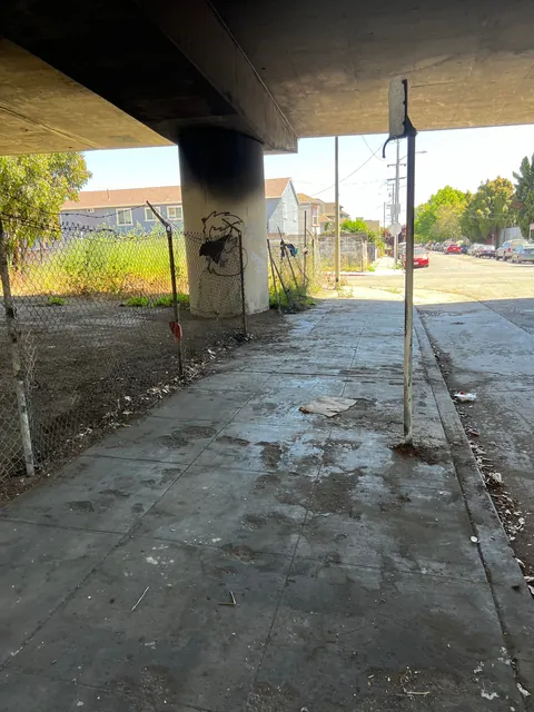 As a sole volunteer, I work in my free time to help remove illegal dumping across the San Francisco Bay Area