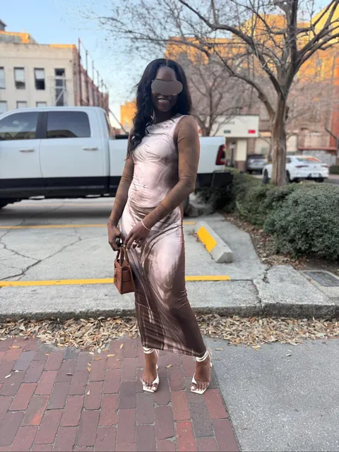 She’s 32, a mom of 4 and loves to fuck other guys in front of me. Would you fuck my wife?