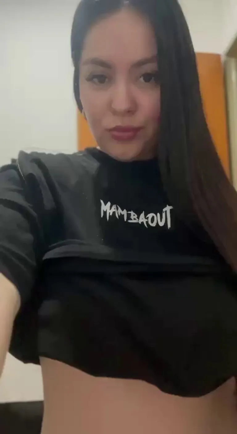 perfect titty reveal