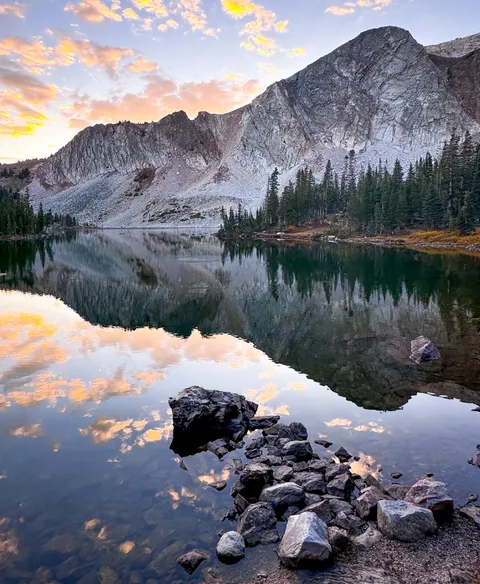 Lake Marie and Medicine Bow Peak in Wyoming.  [2870x3489] (oc)