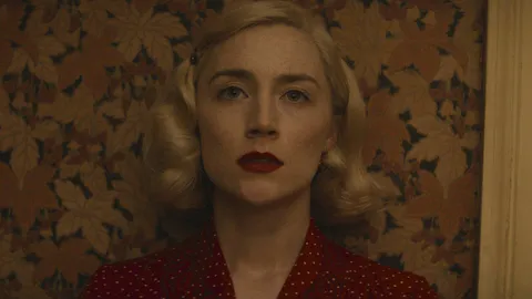 First image of Saoirse Ronan from Steve McQueen's World War II drama 'Blitz'
