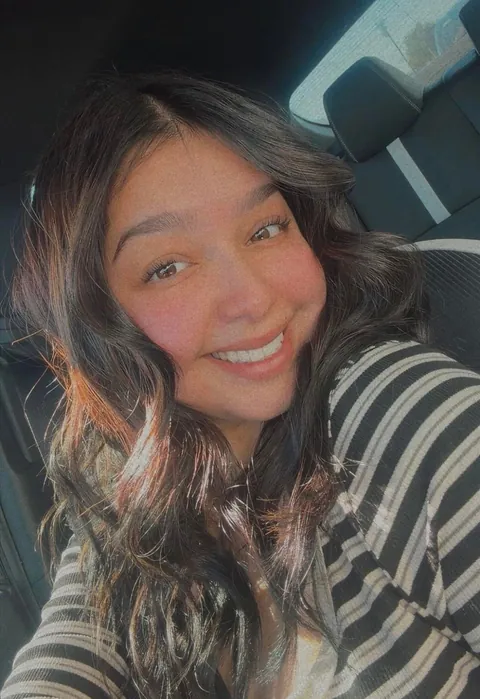 [24/24] [Downey] [MF4M] looking to share my girlfriend with another guy for the first time