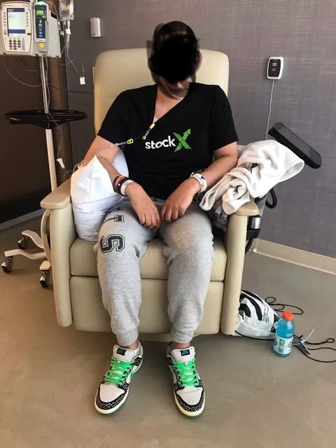 StockX sent me a shirt and some other cool things when they saw one of my previous posts. Wore it to chemo today and had to have matching kicks! Blurred my face bc I look like shit today lol.