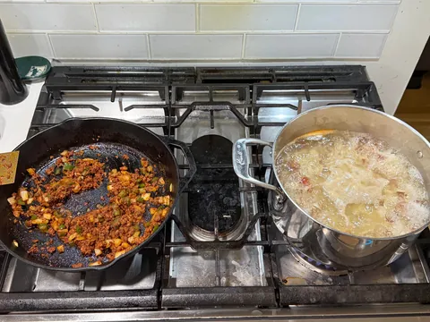 [homemade] chorizo, potato and eggs