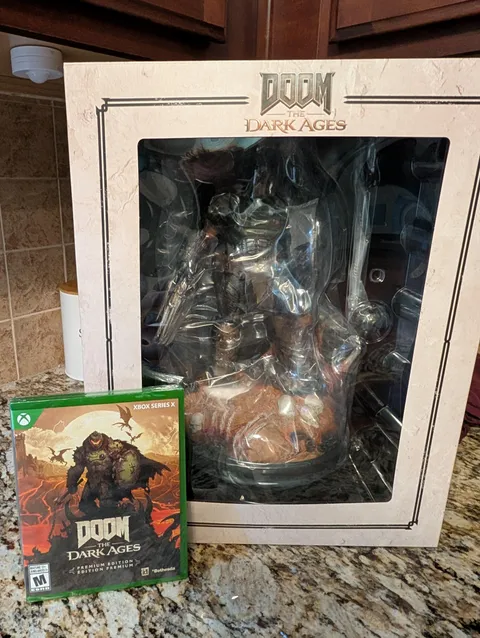 Just got delivered! This thing is HUGE