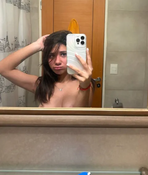 The internet loves to see my most private moments and I'm dead set on being a slut