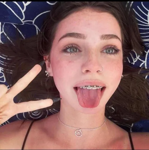 Im so fucked. These girls aren't naked. In tight clothes or bikinis. They're just so cute....