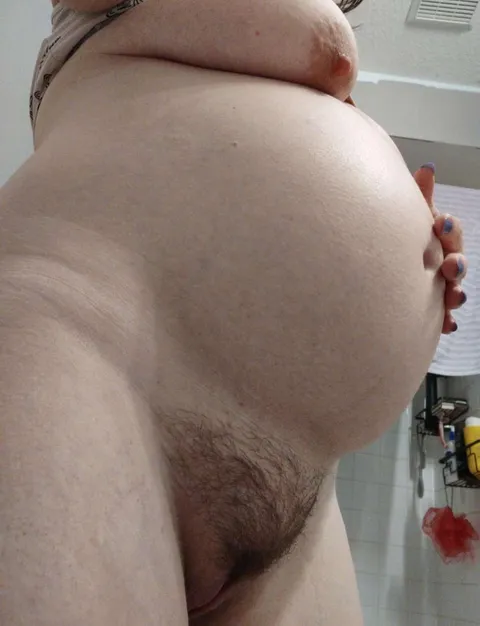 I can’t see my bush to shave anymore