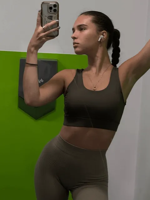 nude or pass?
