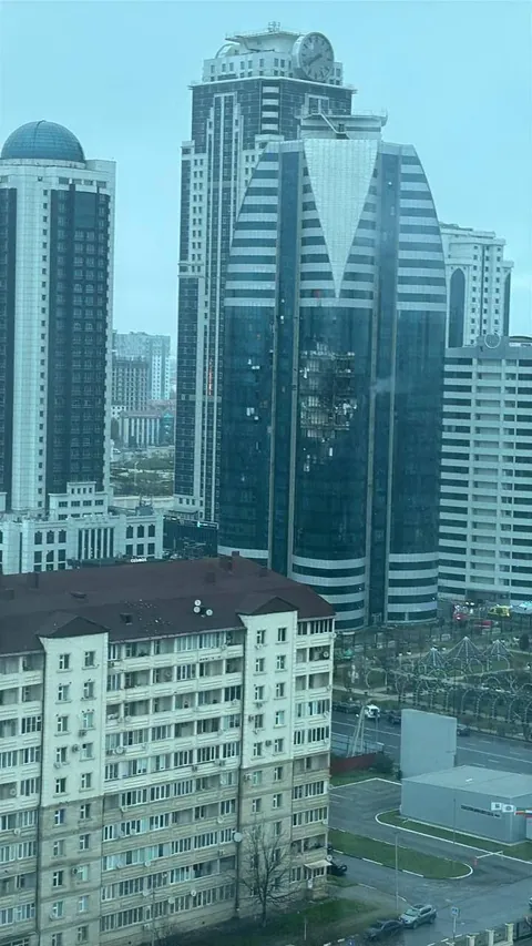[OC] Ukrainian drone struck the Russian Chechen Security Council skyscraper in Grozny, Russia.