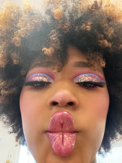 Baby Shower Glam (not mines😗) guess the gender