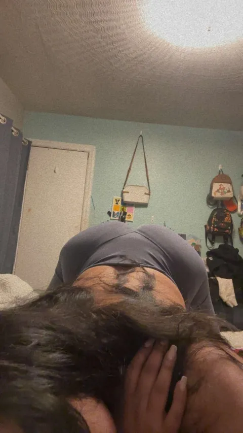 On/Off of my 5’2 petite Latina body