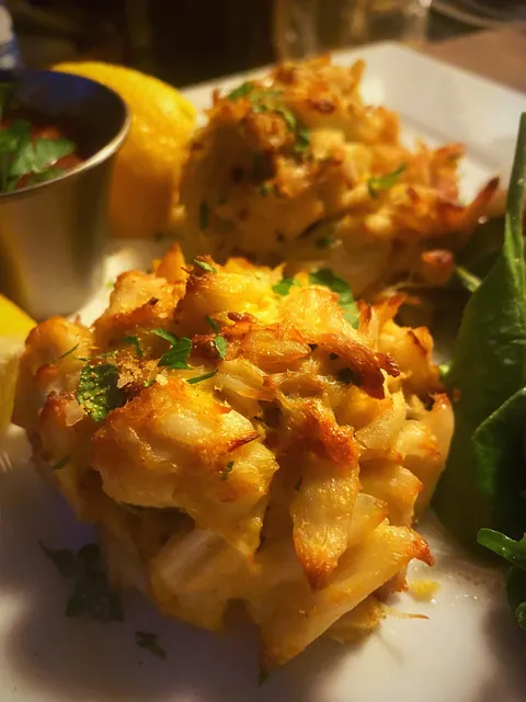 [I ate] homemade jumbo lump crab cakes for dinner!