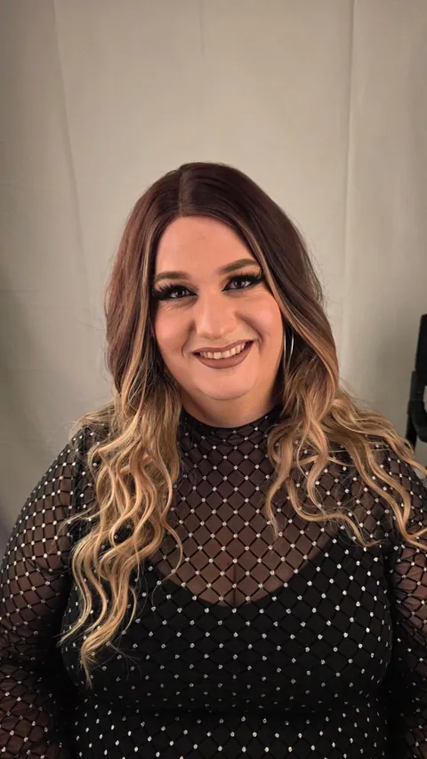 I got a makeover yesterday by a Sephora artist and she did an absolutely incredible job. By the way I’m crossdresser and you can’t even tell.