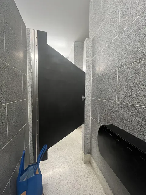 Insane bathroom experience