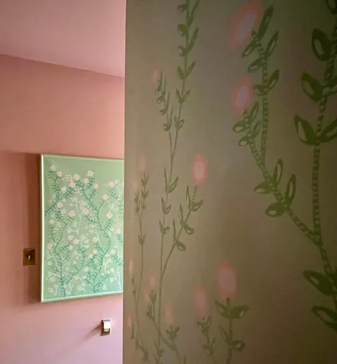 A round up of all the ways I have used hand painted florals in my home.