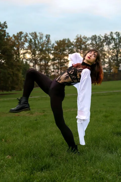 24, no job, no idea how I’m gonna buy Christmas presents for fam. Roast me