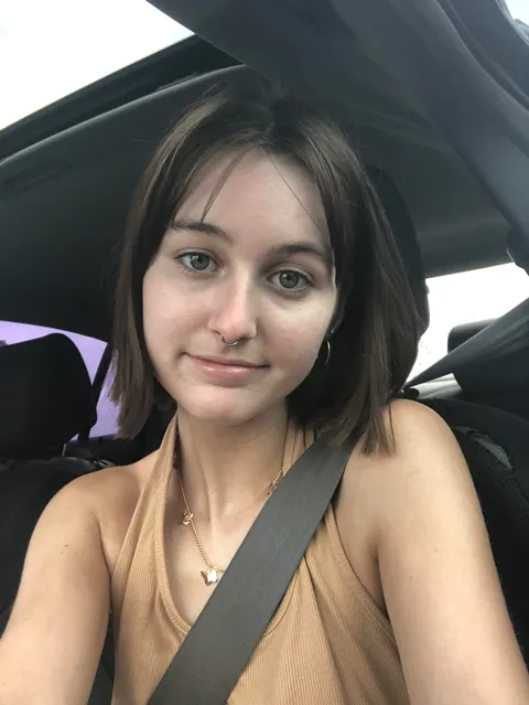 Does anyone actually think I’m pretty [f19]