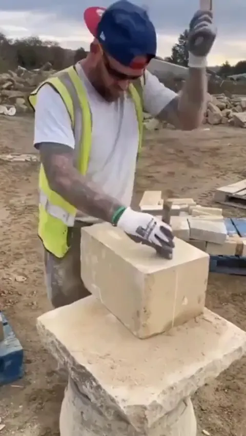With just a hammer and a chisel, this man manages to cut a stone perfectly