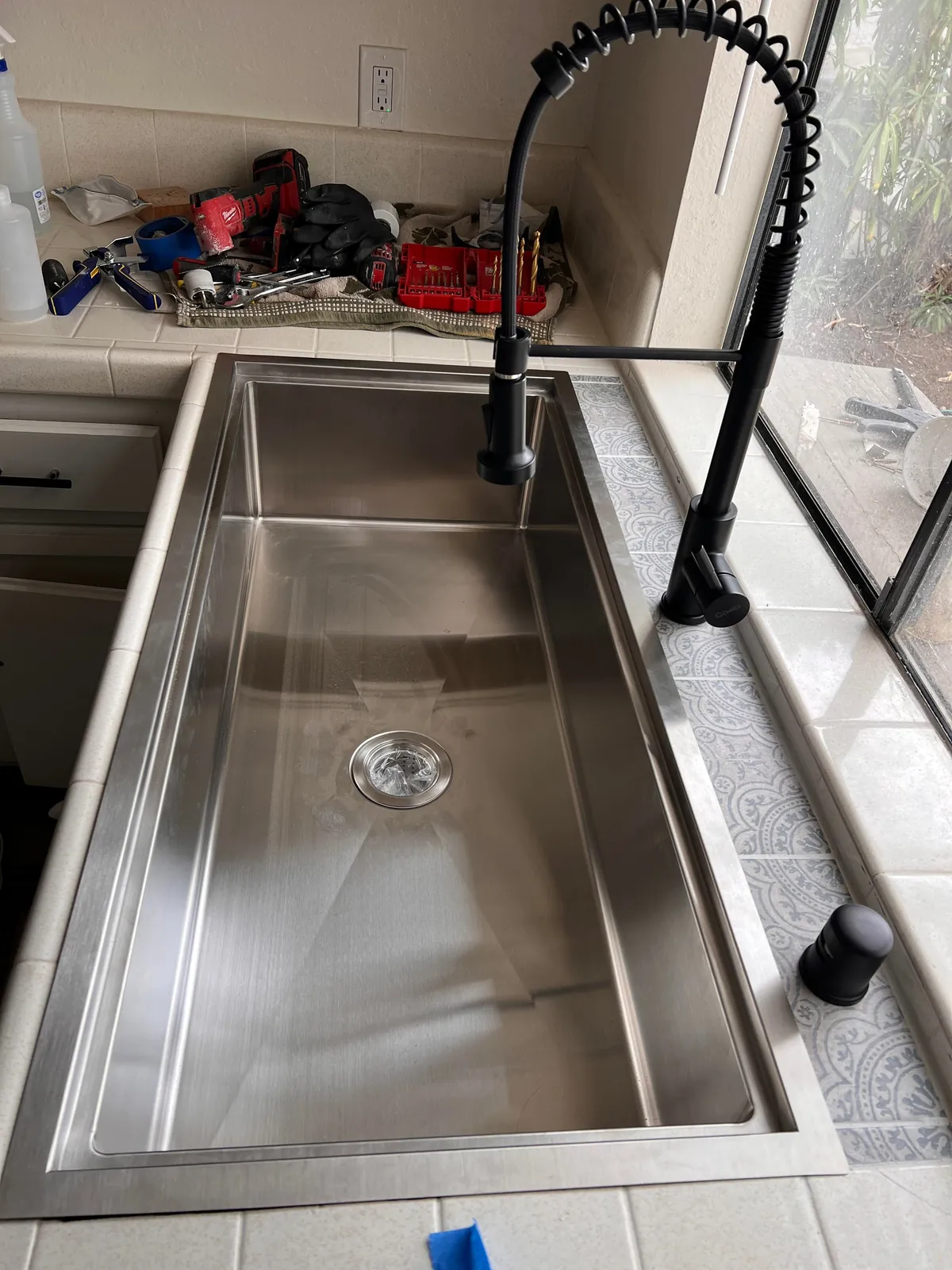 New kitchen sink