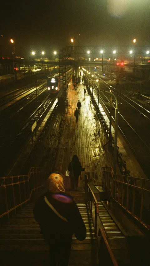 Sunset at 16:39, fucking insanity