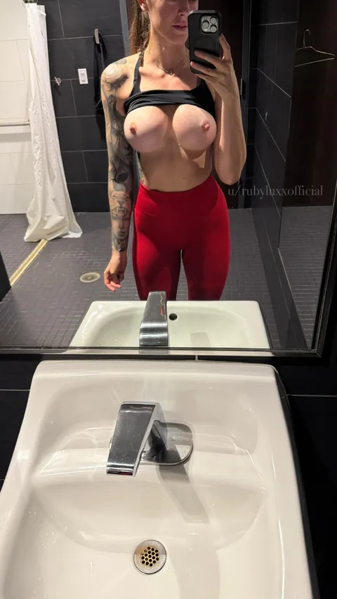 What the guys at my gym see vs what you see