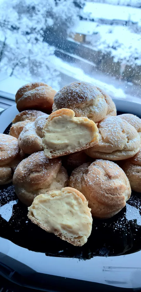 [Homemade] Cream Puffs