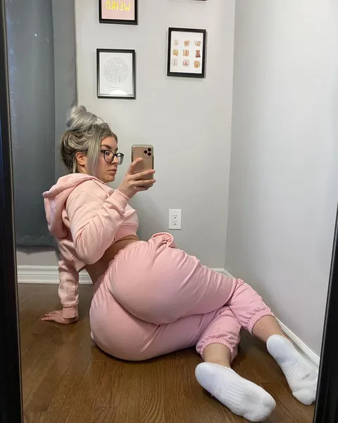 Swallowing those pants..