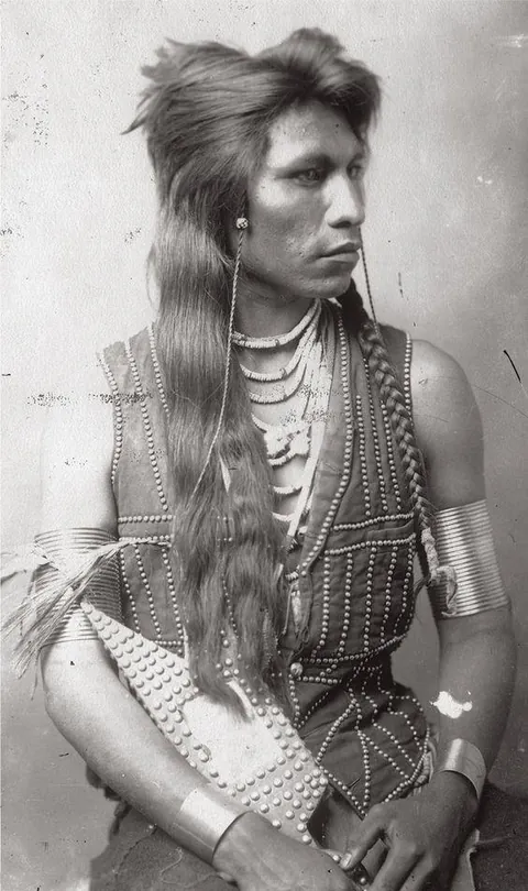 Portrait of Mooragootch, a Shoshone warrior. Photographed between 1884-85
