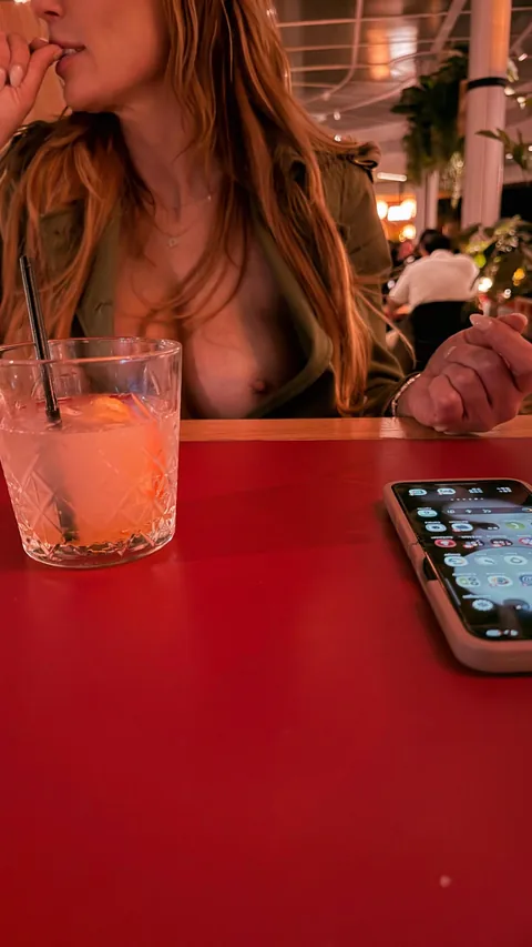 Mature mom on a first date… (42F)