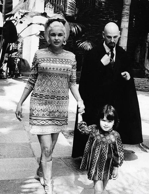 Jayne Mansfield, Anton LaVey ( founder of the Church of Satan) , and young Mariska Hargitay (1966).