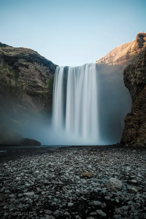 Skógafoss, Iceland [OC] (3264x4896)