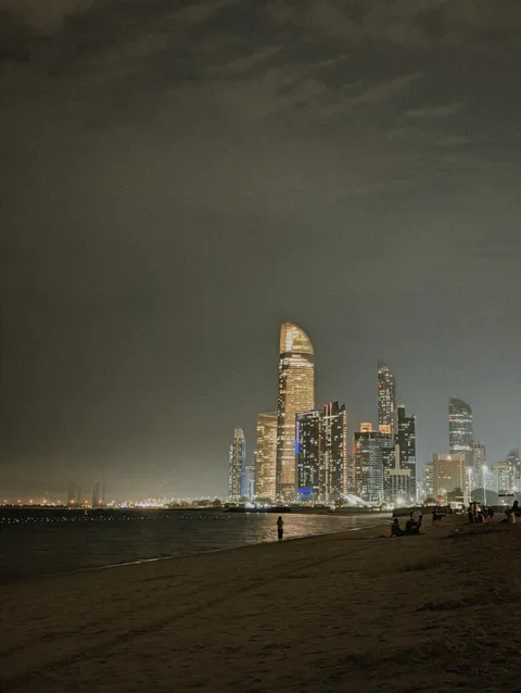 [OC] First pic after moving to the city for work I always dreamt of as a child, grateful