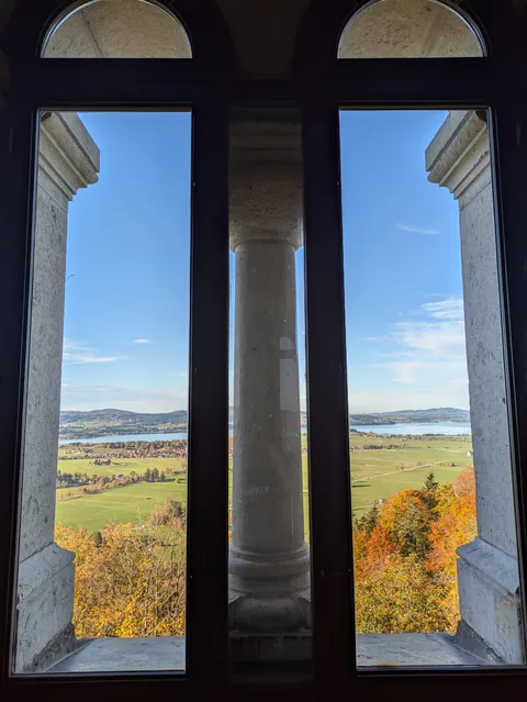 Neuschwanstein Castle in October 2024 (with bonus Oberammergau and Schloss Linderhof)