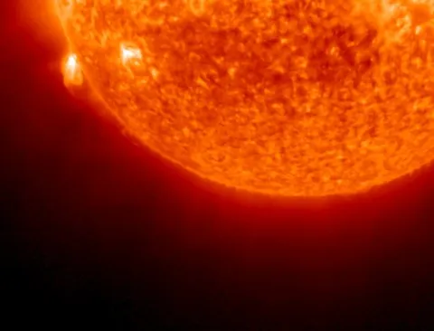 Plasma Drop from the sun. 10 times bigger than the earth.