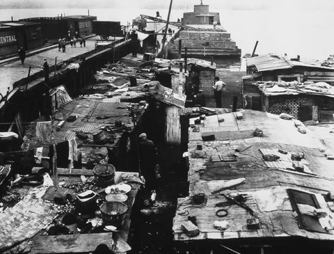 Early 1930s, Hoovervilles, the place where people who had lost everything during the depression lived. One step before total homeless