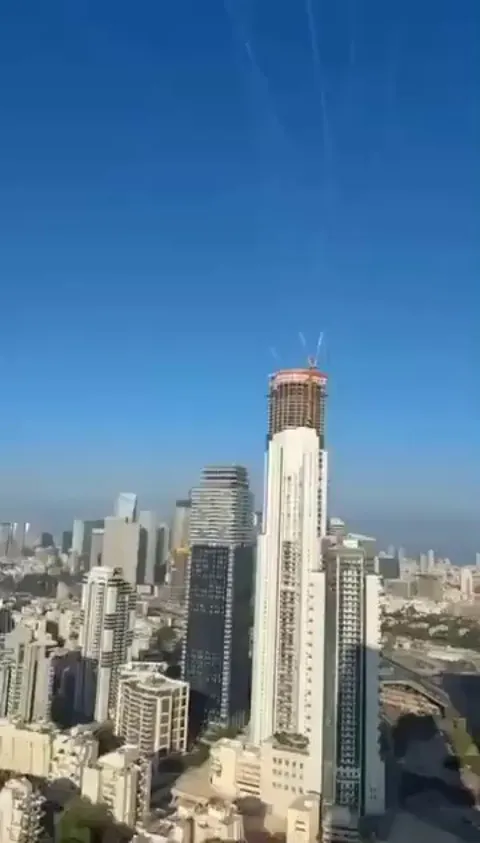 Missile makes it through the interceptors, Ramat Gan Tel-Aviv district - 19th of June.