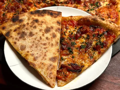 [Homemade] bacon and onion pizza