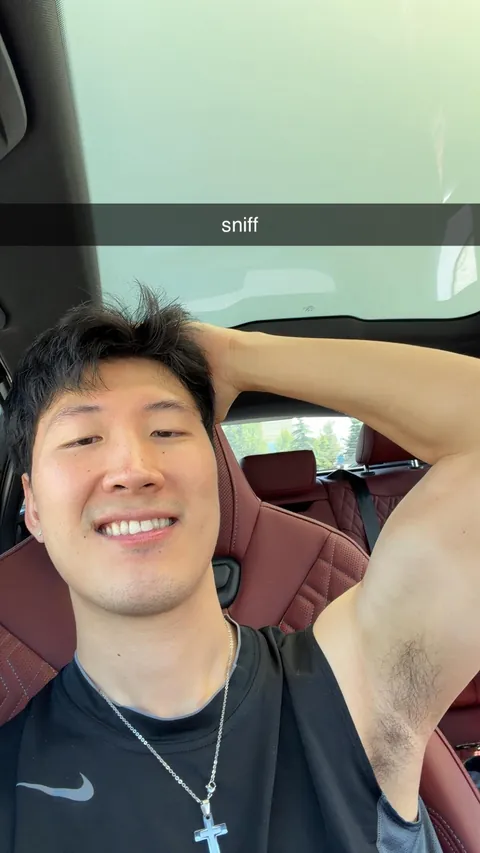 swipe to see my face and body 😈