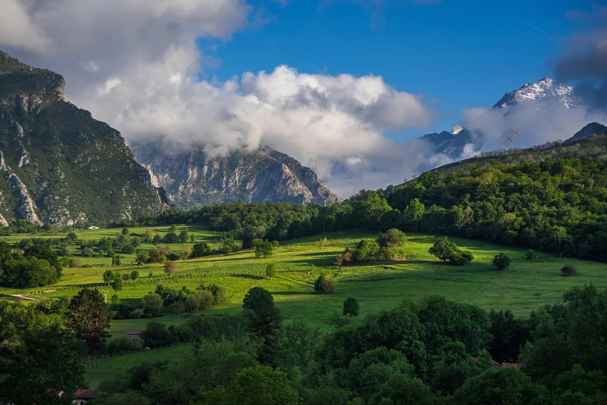 Portuguese photographer here. Just visited Picos da Europa and wanted to share a few photos of this wonderful place.