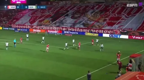 At the Brazilian Série B, Vila Nova scored 30 seconds in and their fans weren't able to see the goal as they still had their tifo banner up