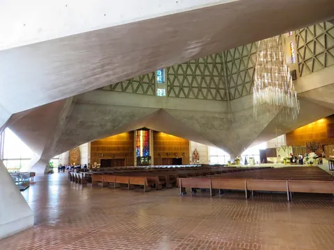 Cathedral of Saint Mary of the Assumption in San Francisco, California (1965-1970) by Pietro Belluschi, with Pier Luigi Nervi