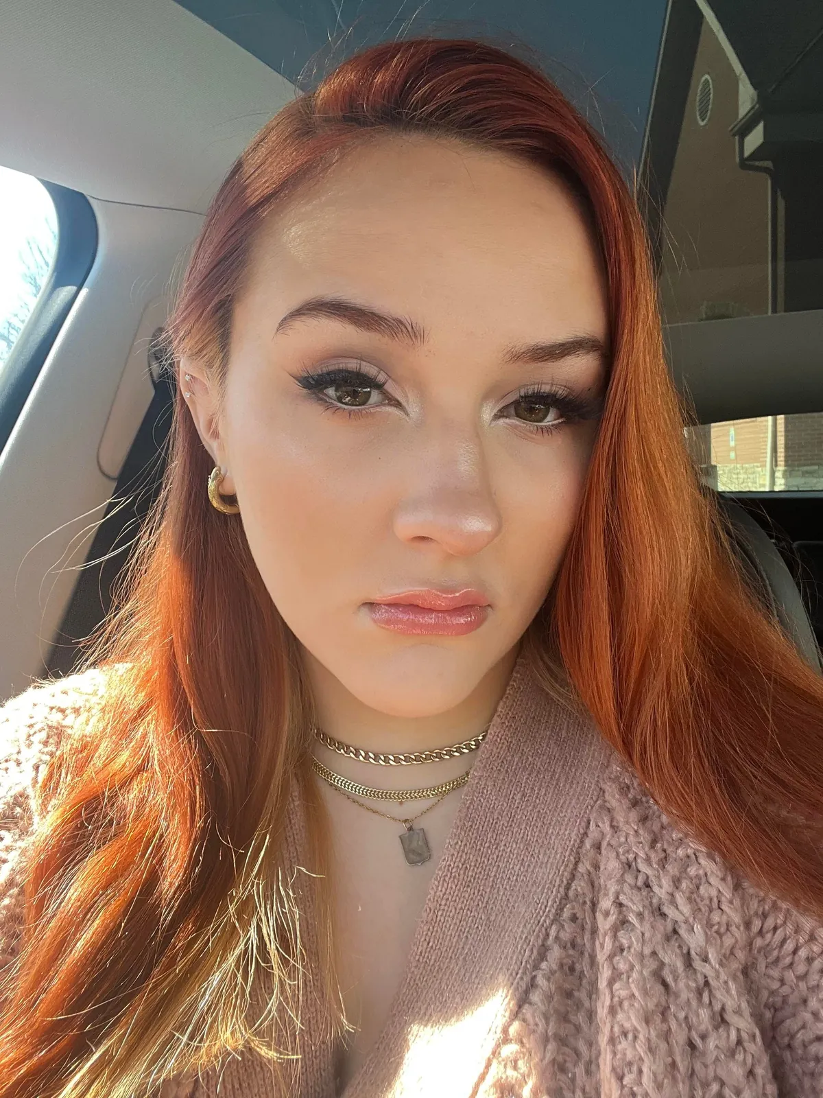 makeup for the passport photo… vs the passport photo