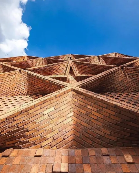 Khayyam Project by Esfandiar Abdeshah