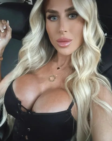 Not a thought behind those eyes